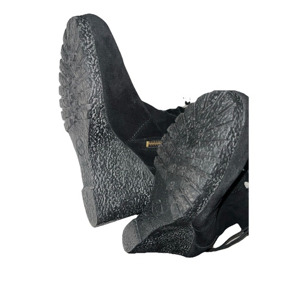 Michael Kors Rory Black Suede Wedge Boots size 8 1/2M Zip And Lace formal MK - Picture 3 of 9